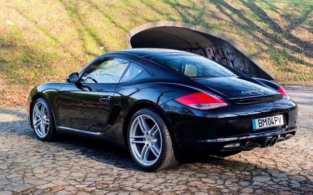 Porsche Cayman • 2009 • 129,000 km 16
