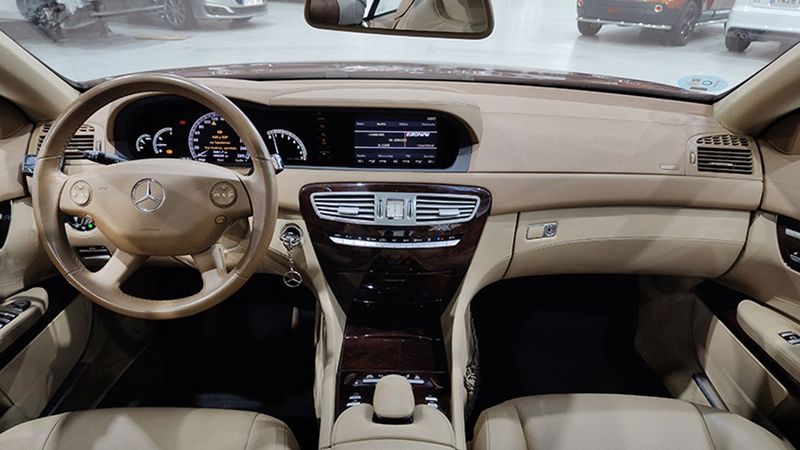 Mercedes-Benz CL • 2007 • 109,699 km 5