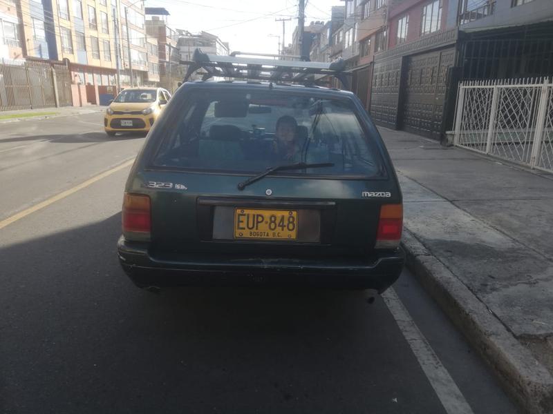 Mazda 323 • 1995 • 399,300 km 3