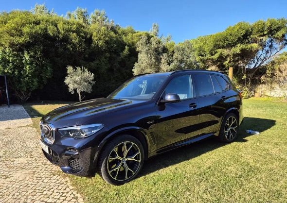 BMW X5 • 2022 • 72,000 km 1