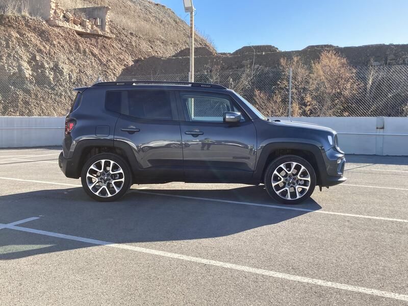 Jeep Renegade • 2022 • 9,661 km 6