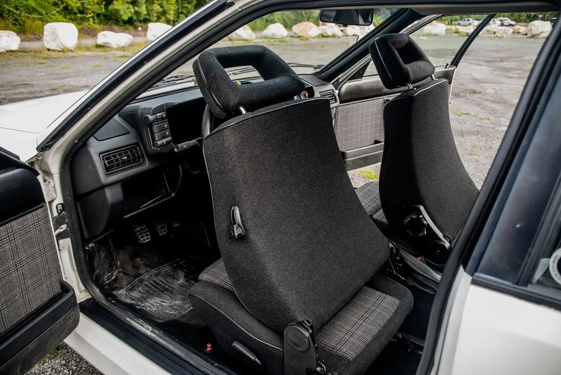 Audi Coupe • 1985 • 101,000 km 13