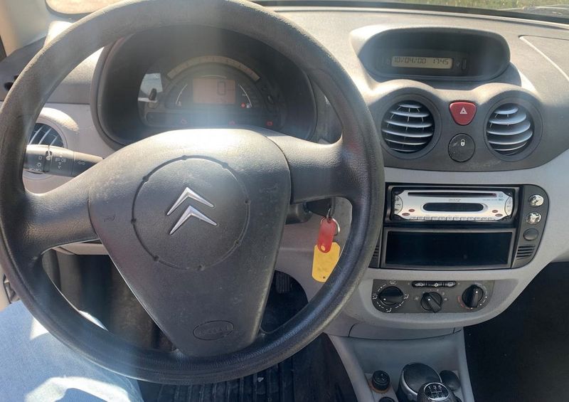 Citroën C3 • 2003 • 270,000 km 5