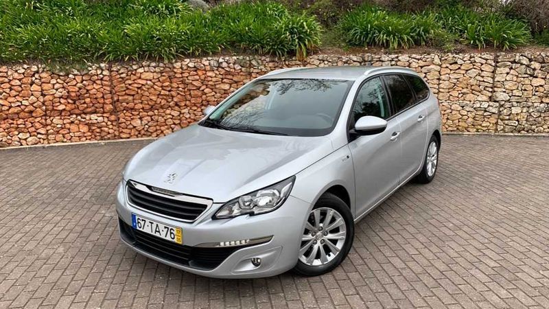 Peugeot 308 • 2017 • 149,000 km 4