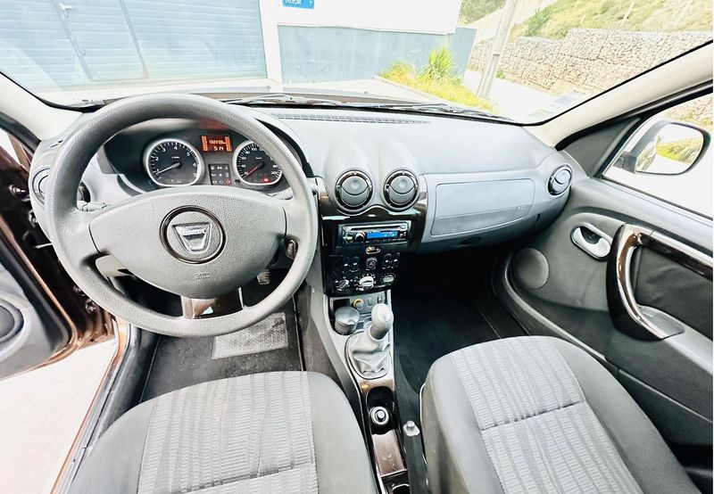 Dacia Duster • 2010 • 130,000 km 3