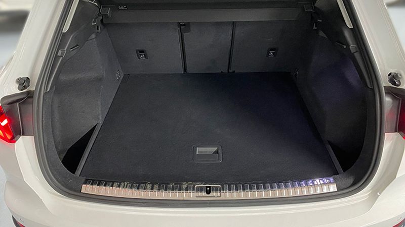 Audi Q3 • 2020 • 40,219 km 18