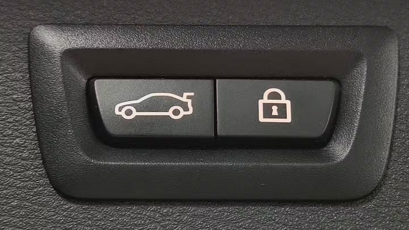 BMW X1 • 2022 • 47,740 km 12