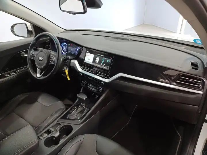 Kia Niro • 2021 • 21,000 km 7