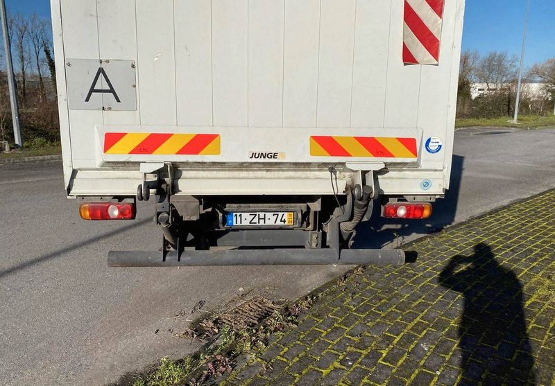 Mitsubishi 3000 GT • 2011 • 80,000 km 6