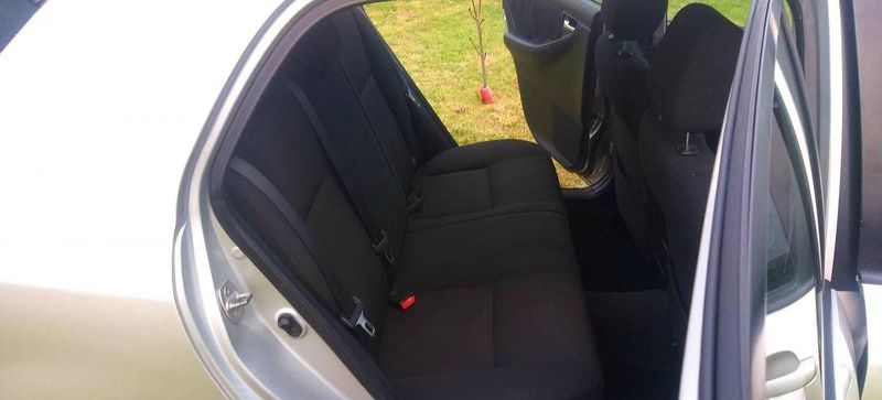 Toyota Corolla • 2005 • 192,000 km 3