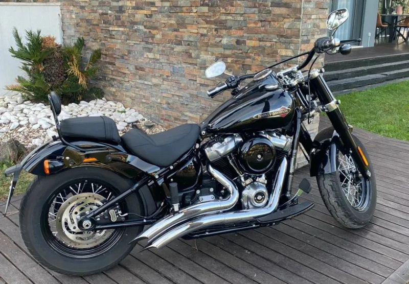 Harley Davidson flstn softail • 2018 • 4,110 km 1
