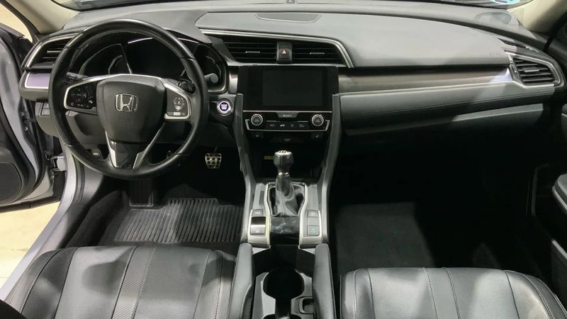 Honda Civic • 2018 • 93,900 km 7