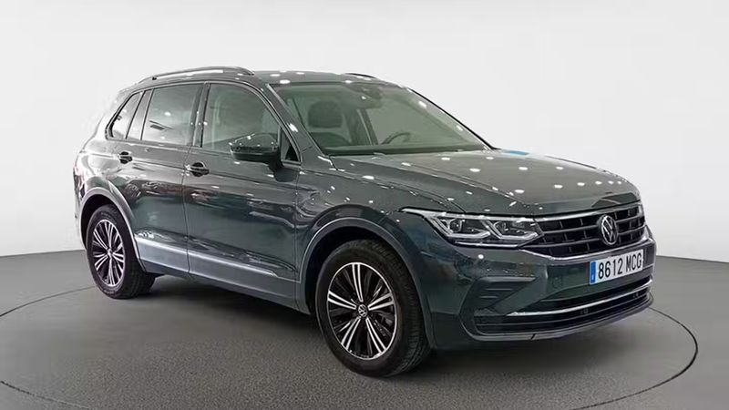 Volkswagen Tiguan • 2022 • 35,214 km 2