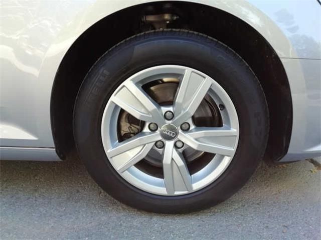 Audi A4 • 2017 • 148,000 km 9