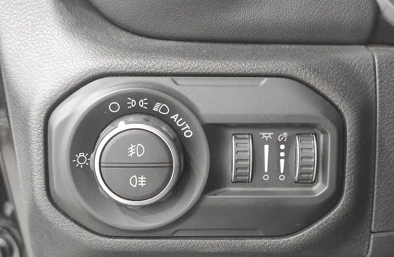 Jeep Wrangler • 2020 • 17,000 km 13