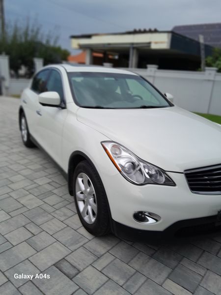 Infiniti EX • 2010 • 44,500 mi 3