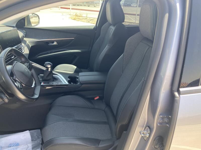 Peugeot 5008 • 2022 • 49,995 km 22