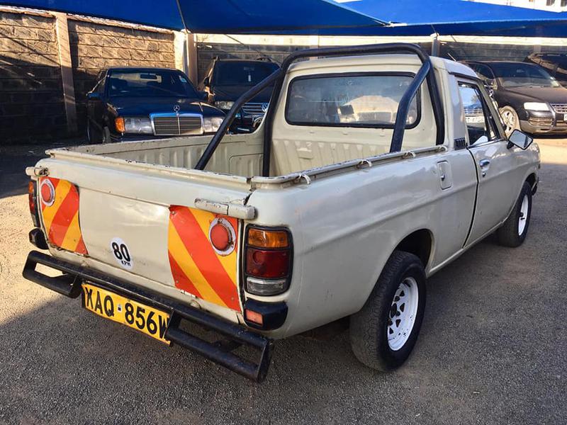 Nissan Pickup • 2003 • 130,000 km 4