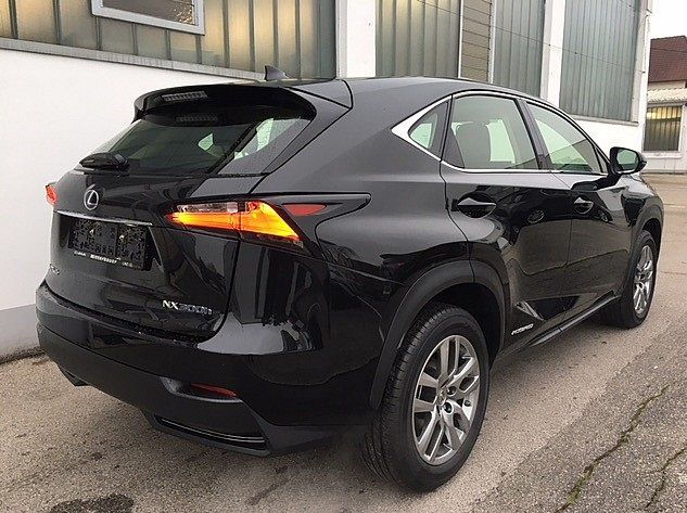 Lexus NX • 2017 • 86,000 km 2