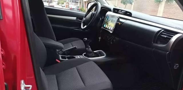 Toyota Hilux • 2016 • 53,000 km 5