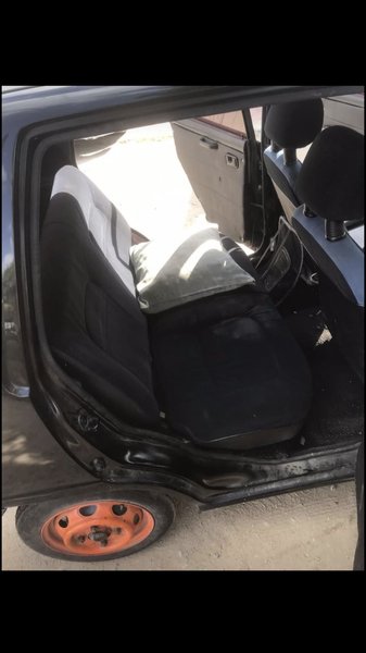 Daihatsu Mira • 1999 • 0 km 6