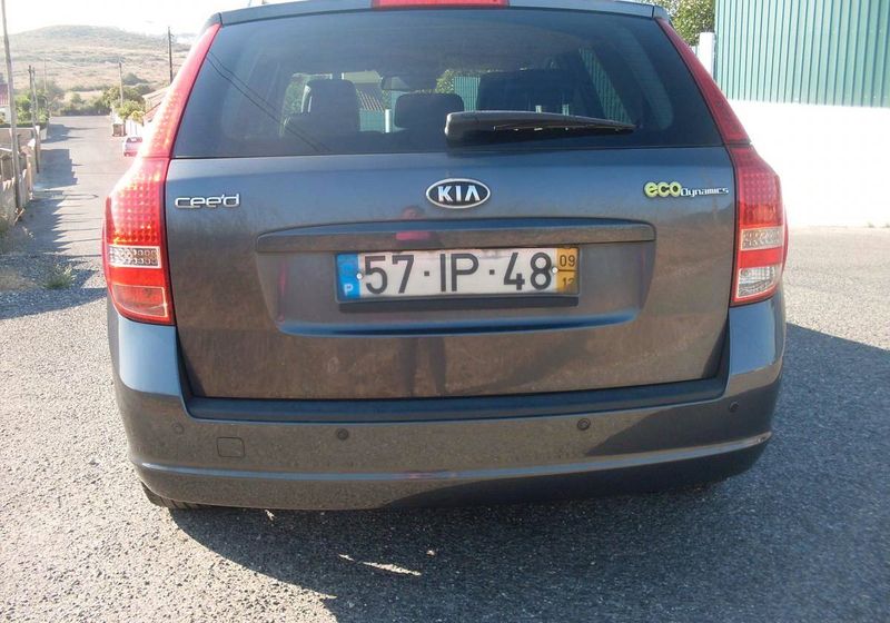 Kia Cee`d • 2009 • 179,999 km 5