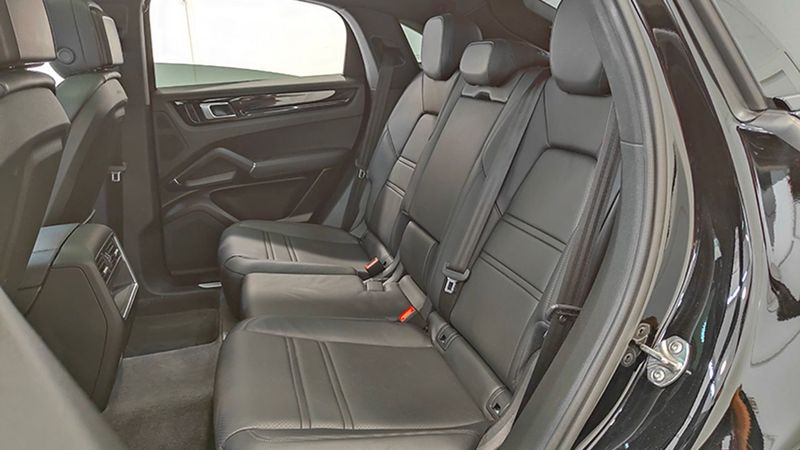 Porsche Cayenne Coupe • 2021 • 69,484 km 8