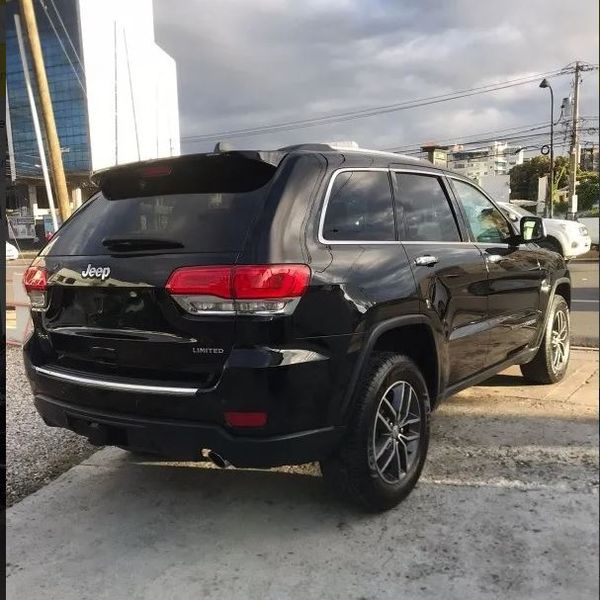 Jeep Grand Cherokee • 2017 • 91,000 km 6