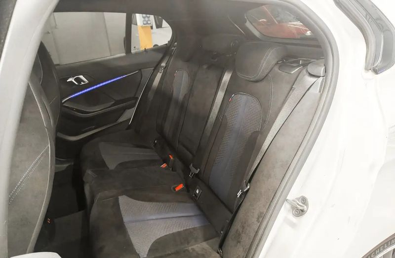 BMW 1 Series • 2021 • 88,563 km 12