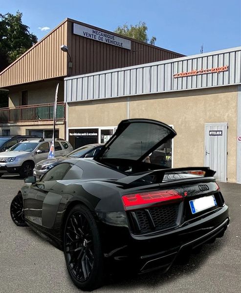 Audi R8 • 2017 • 44,000 km 8