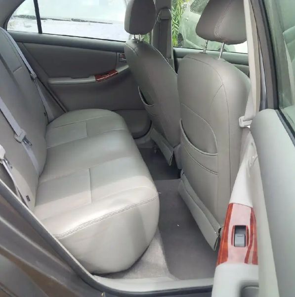 Toyota Corolla • 2005 • 213,212 km 2