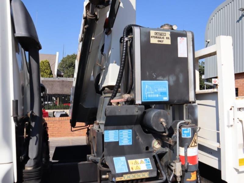 Isuzu MU-X • 2006 • 200,000 km 3