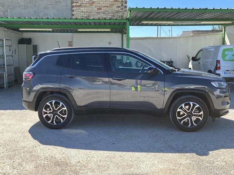 Jeep Compass • 2024 • 30,293 km 6