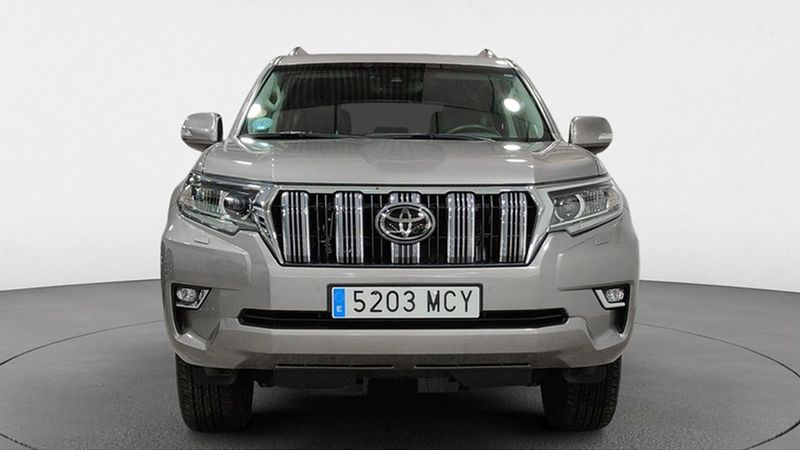 Toyota Land Cruiser • 2022 • 21,400 km 30