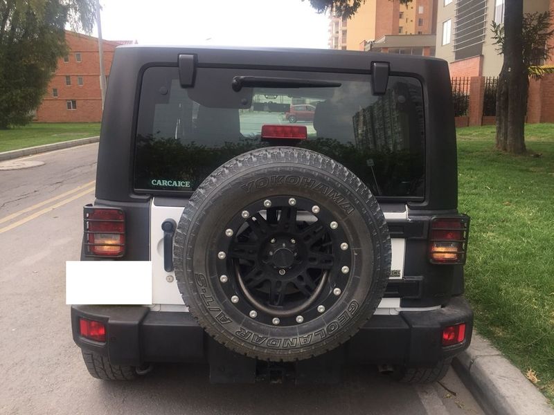Jeep Wrangler • 2012 • 140,000 km 3