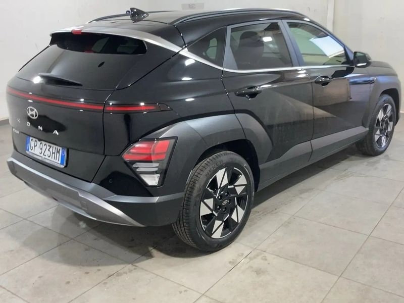 Hyundai Kona • 2023 • 3,800 km 3
