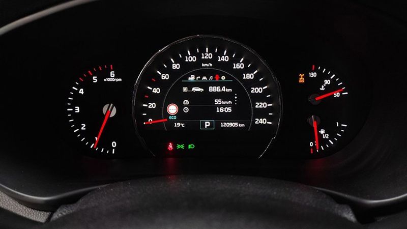Kia Sorento • 2017 • 121,000 km 11