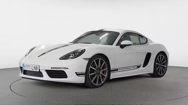 Porsche 718 Cayman • 2021 • 39,786 km 1