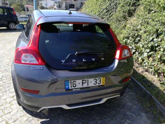Volvo C30 • 2011 • 11,980 km 3