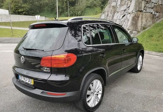 Volkswagen Tiguan • 2013 • 178,556 km 2
