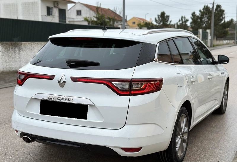 Renault Mégane • 2017 • 139,740 km 2