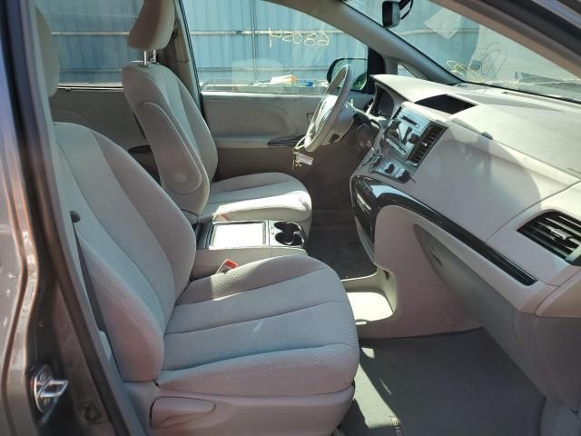 Toyota Sienna • 2012 • 10,000 mi 5