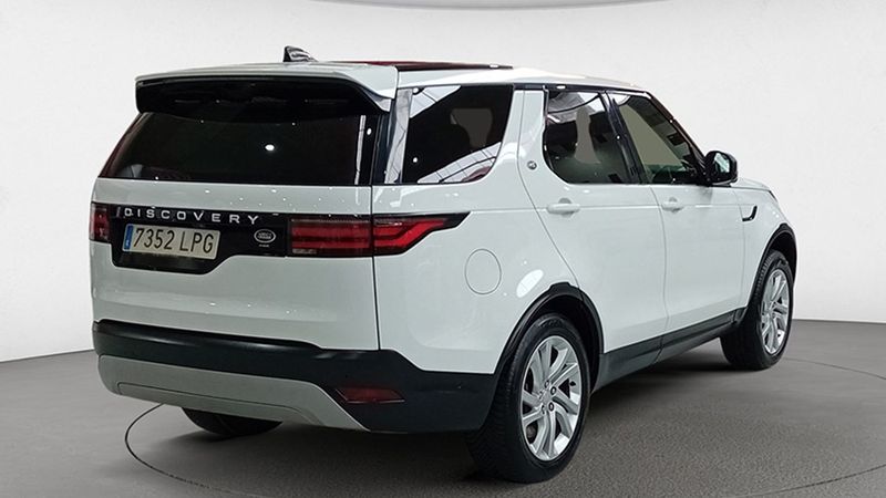 Land Rover Discovery • 2021 • 71,137 km 2