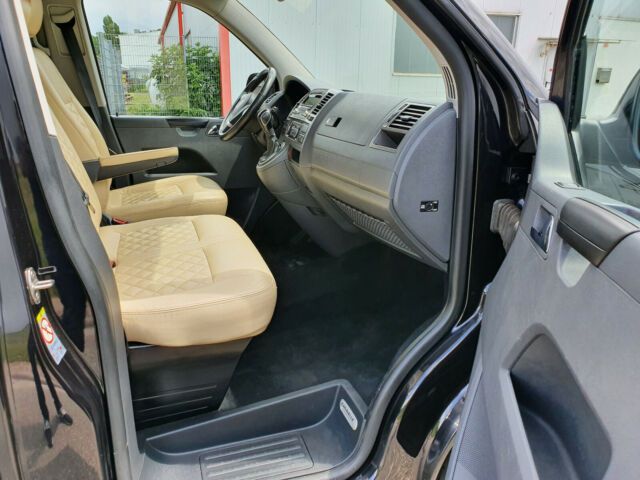 Volkswagen T5 Caravelle • 2013 • 131,000 km 14
