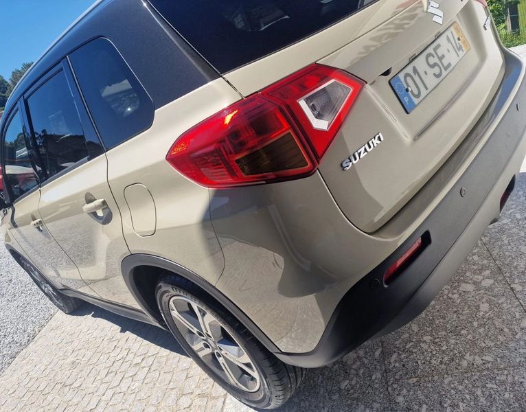 Suzuki Vitara • 2016 • 126,000 km 5