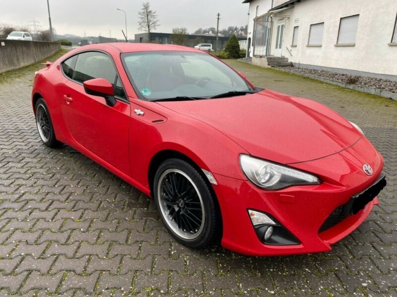 Toyota GT86 • 2014 • 433,333 km 1