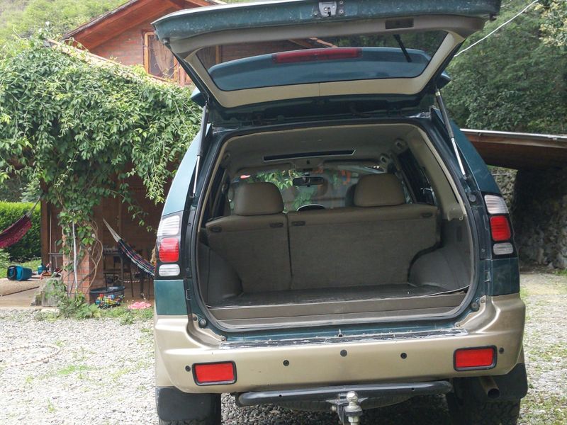 Mitsubishi Montero Sport • 2005 • 244,000 km 5