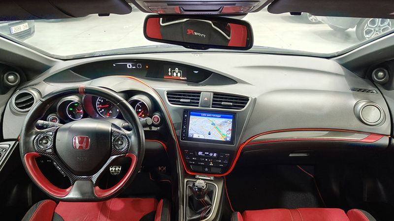 Honda Civic • 2016 • 100,444 km 5