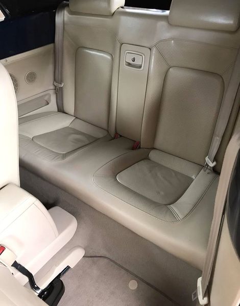 Volkswagen New Beetle • 2003 • 135,000 km 3