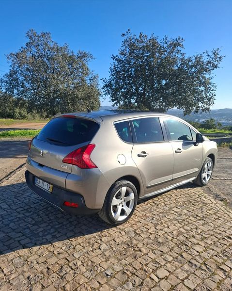 Peugeot 3008 • 2010 • 217,000 km 6